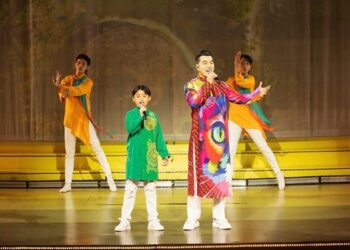 Ưng Hoàng Phúc cover Chú Lăng Nghiêm nhân dịp Xá-lợi Phật được gia hạn