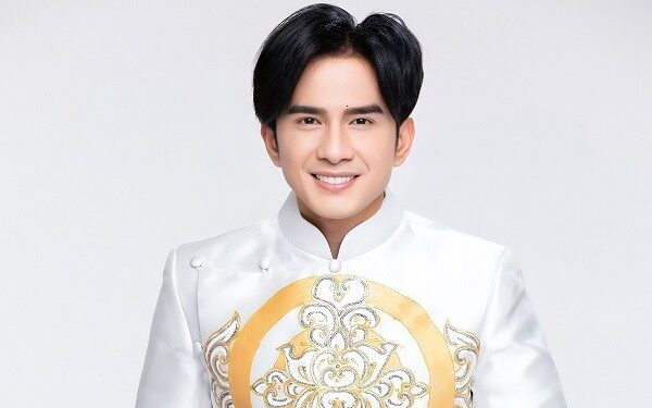 Đan Trường khiến mọi người ‘sởn da gà’ khi thể hiện ca khúc mới ‘Tiếng Việt ngôn ngữ vàng’